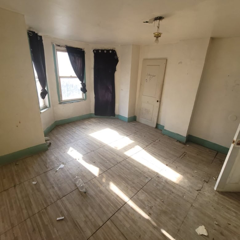 2633 Waterloo St – Philadelphia, PA 19133