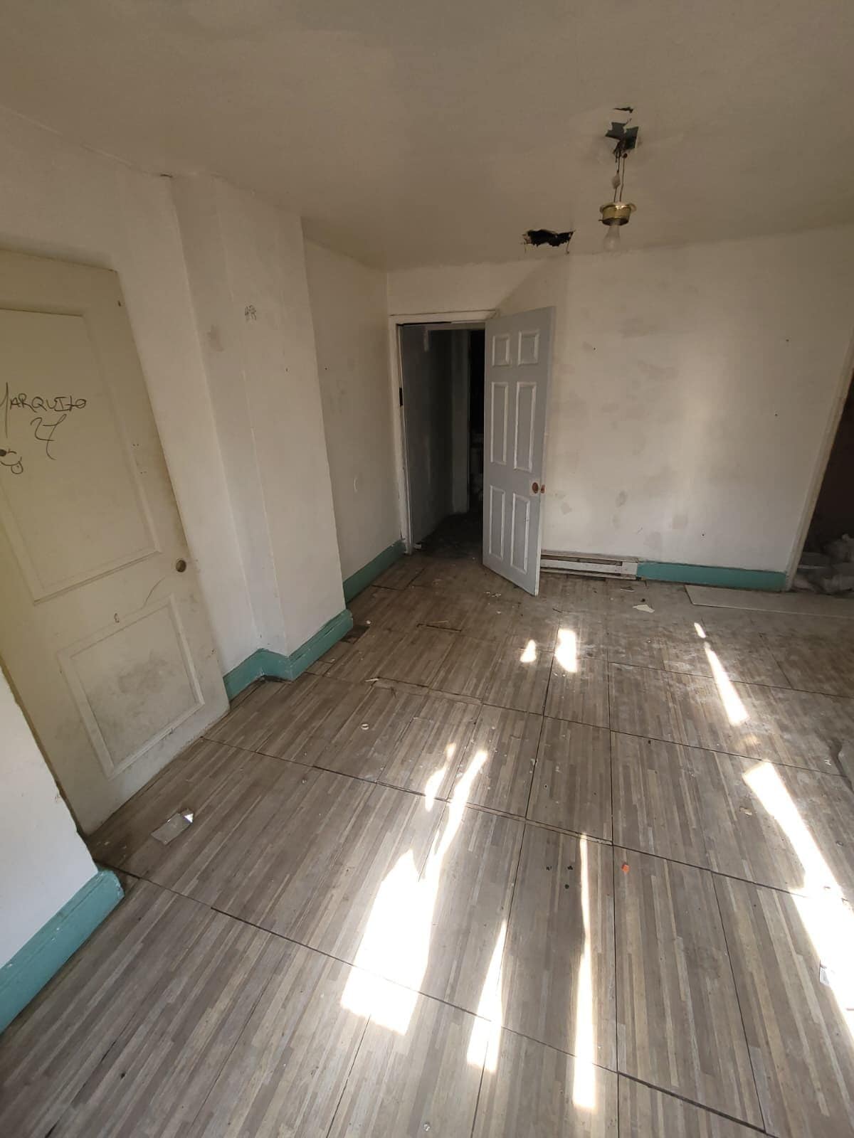 2633 Waterloo St – Philadelphia, PA 19133