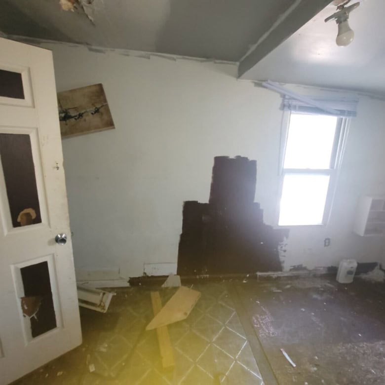2633 Waterloo St – Philadelphia, PA 19133