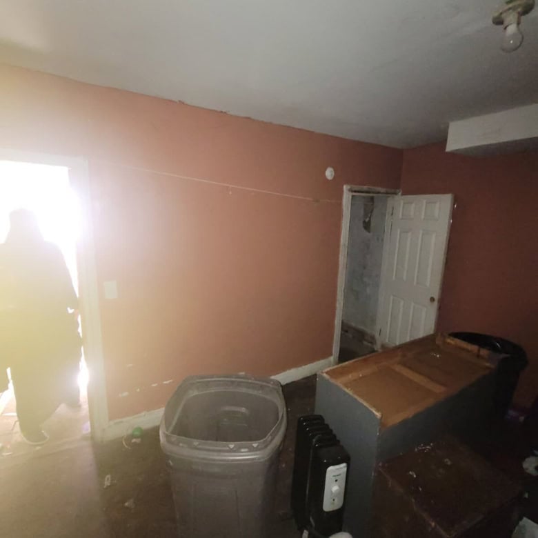 2633 Waterloo St – Philadelphia, PA 19133
