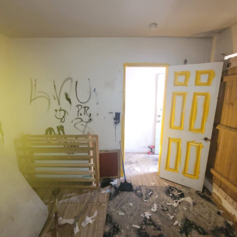 2633 Waterloo St – Philadelphia, PA 19133