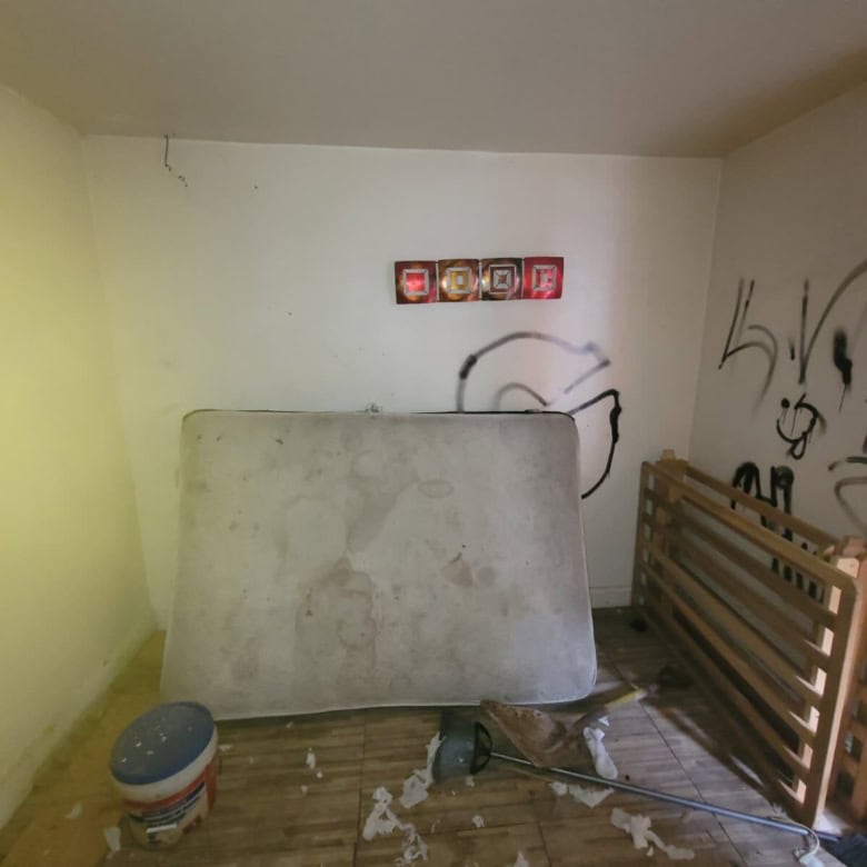 2633 Waterloo St – Philadelphia, PA 19133