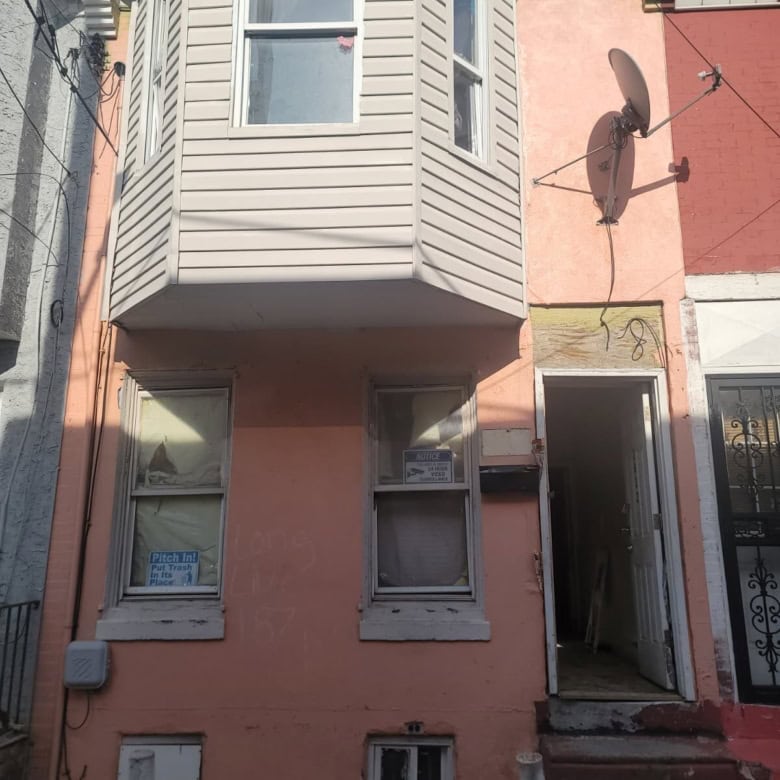 2633 Waterloo St – Philadelphia, PA 19133