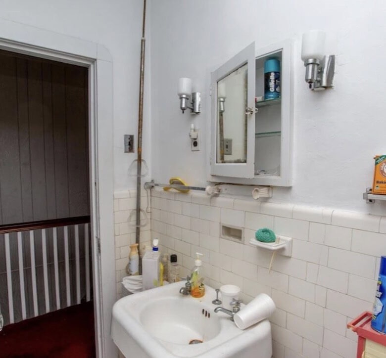 6028 N 16th St – Philadelphia, PA 19141