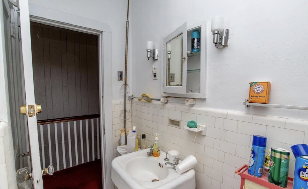 6028 N 16th St – Philadelphia, PA 19141