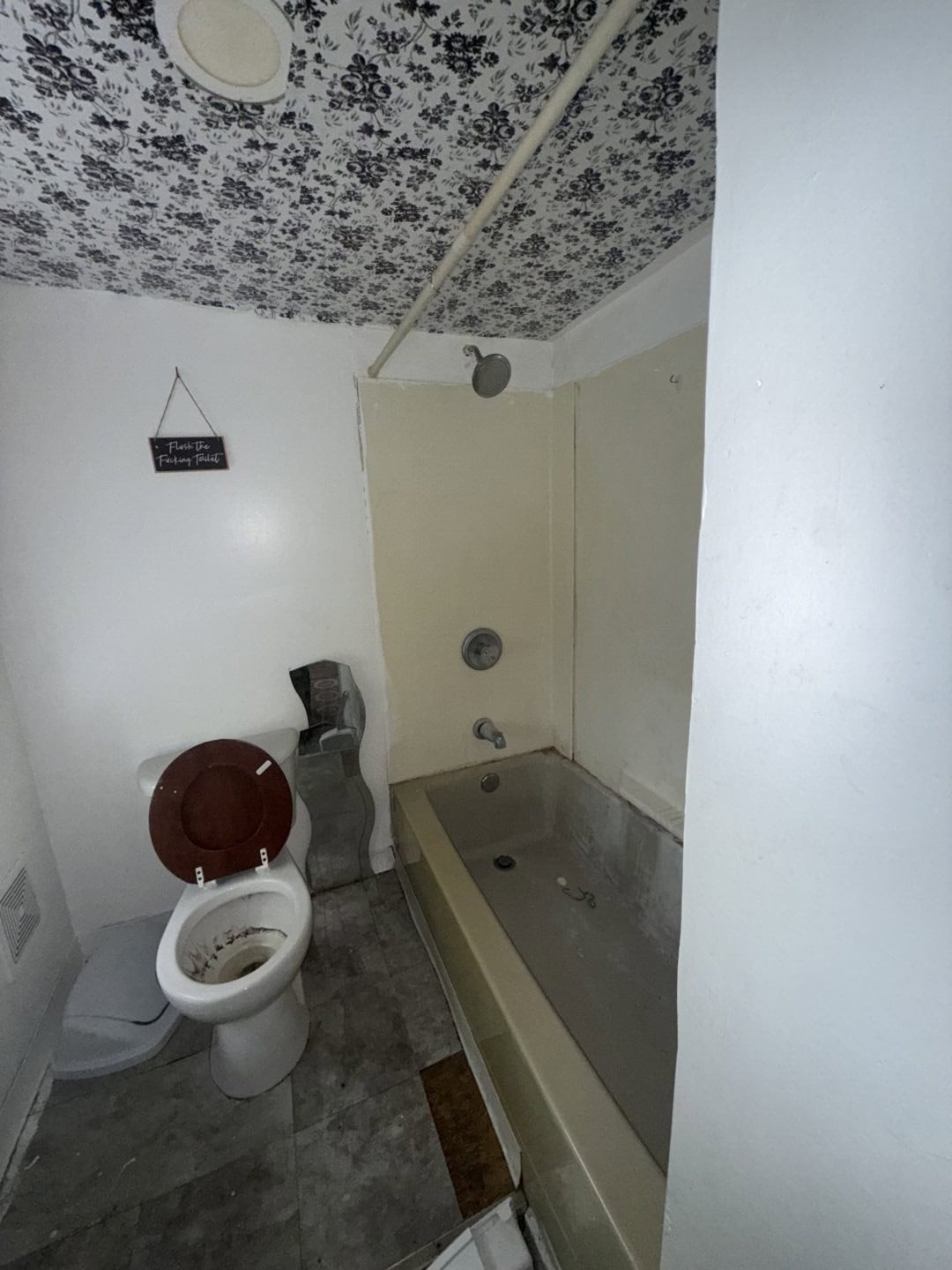 7043 Saybrook Ave – Philadelphia, PA 19142